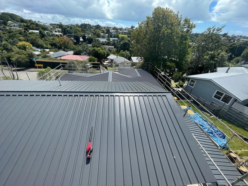 metal roof vs tile roof